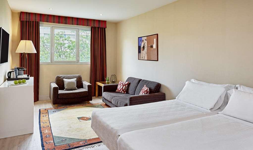 Nh Ciutat De Reus Hotell Rum bild