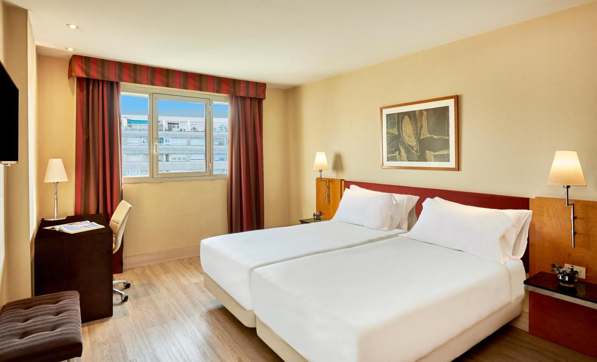 Nh Ciutat De Reus Hotell Exteriör bild